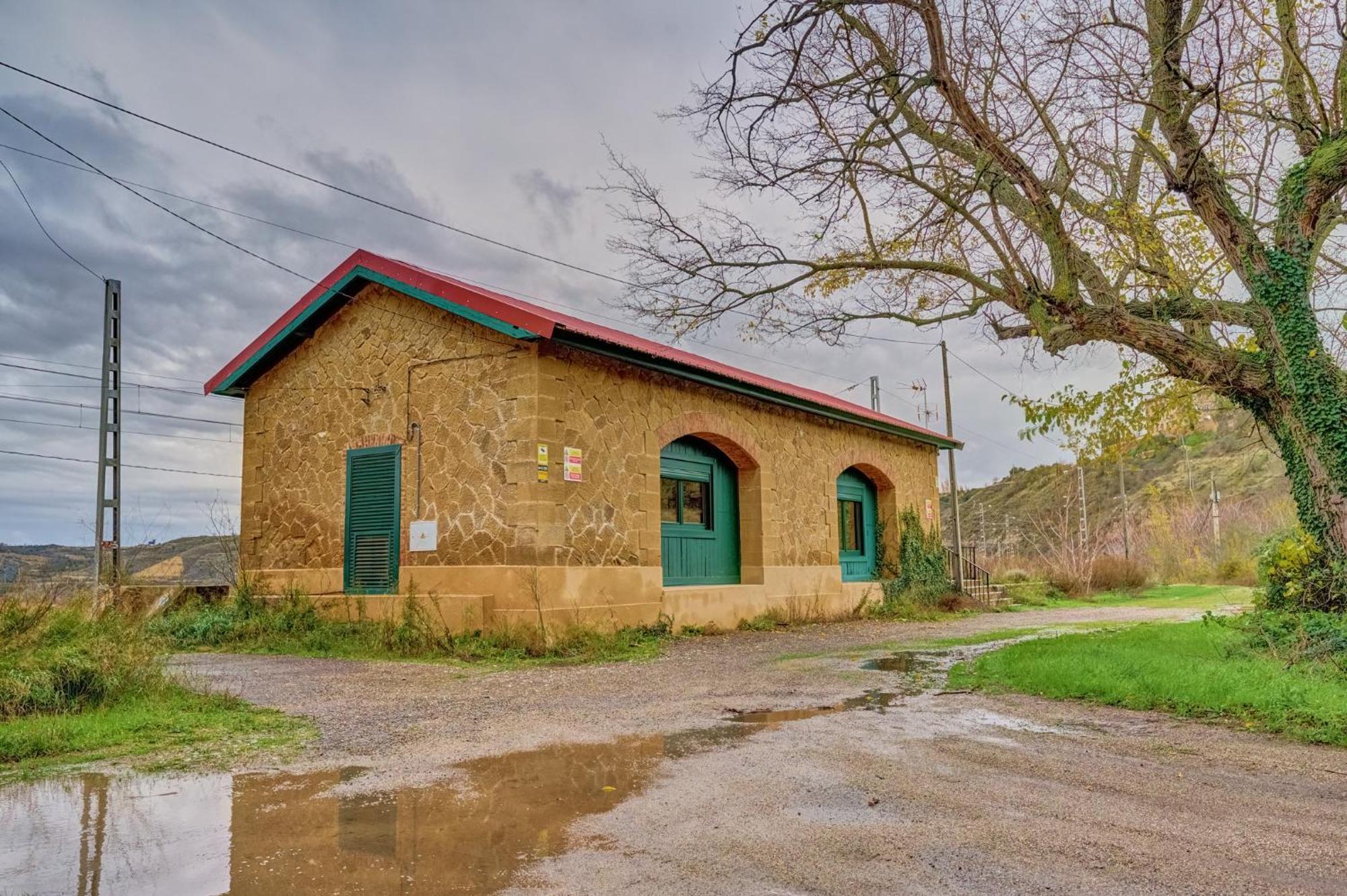 La Estación San Asensio Exterior foto